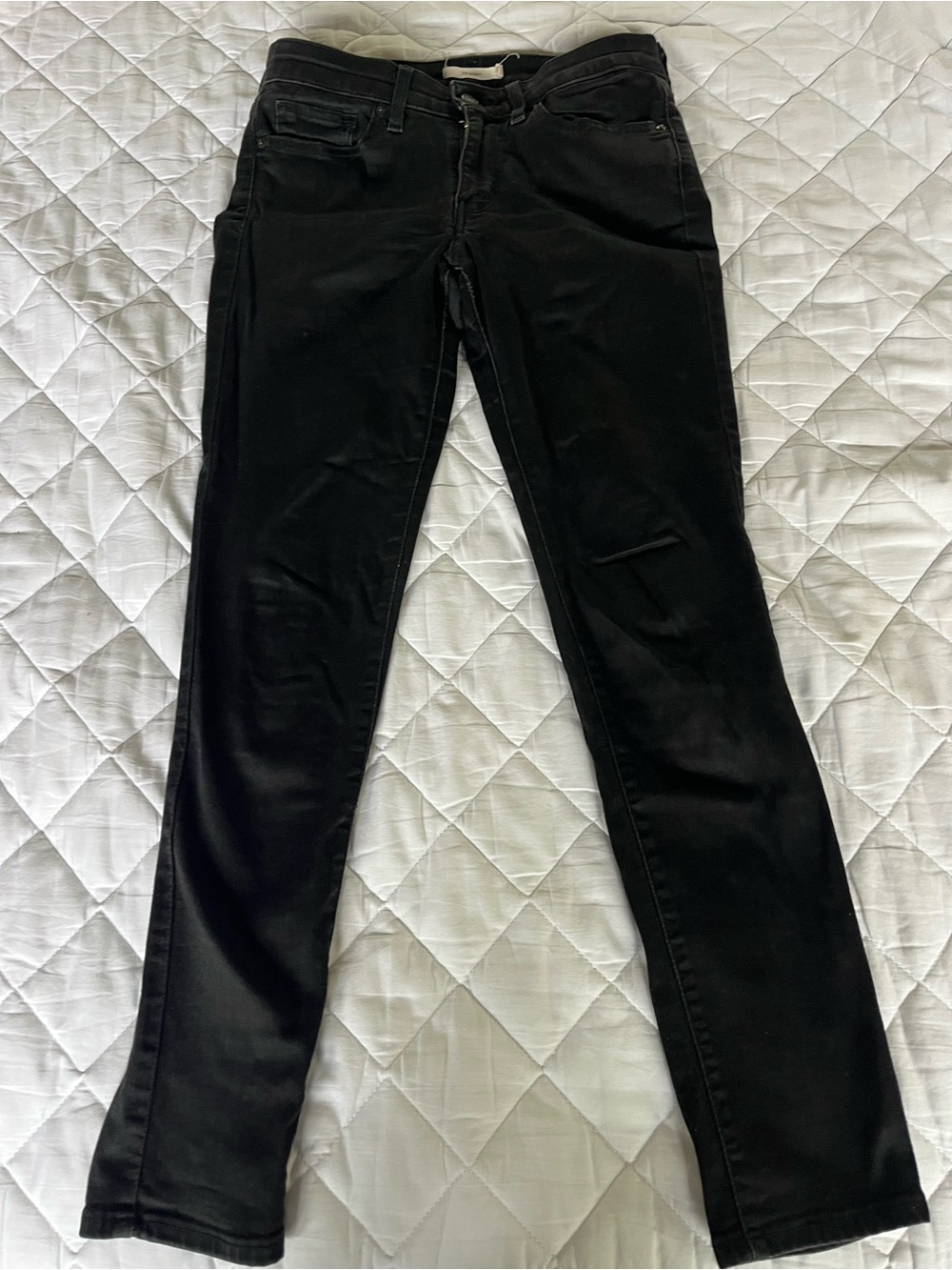 Levi's 711 Skinny Jeans in Black